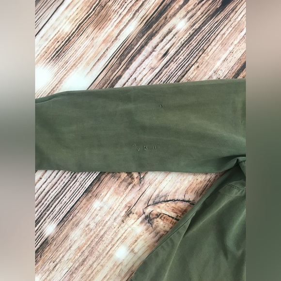 FOREVER 21 DENIM ARMY GREEN BUTTON SNAP SHIRT/JACKET WITH AMERICAN FLAG - Picture 2 of 9